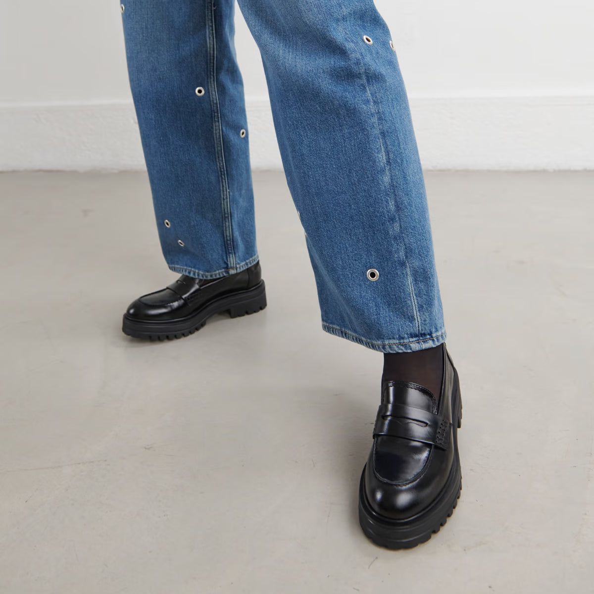 Mocassins à semelles crantées - en cuir noir