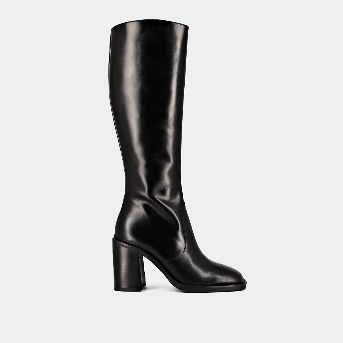 Bottes à talons et bouts carrés - en cuir noir