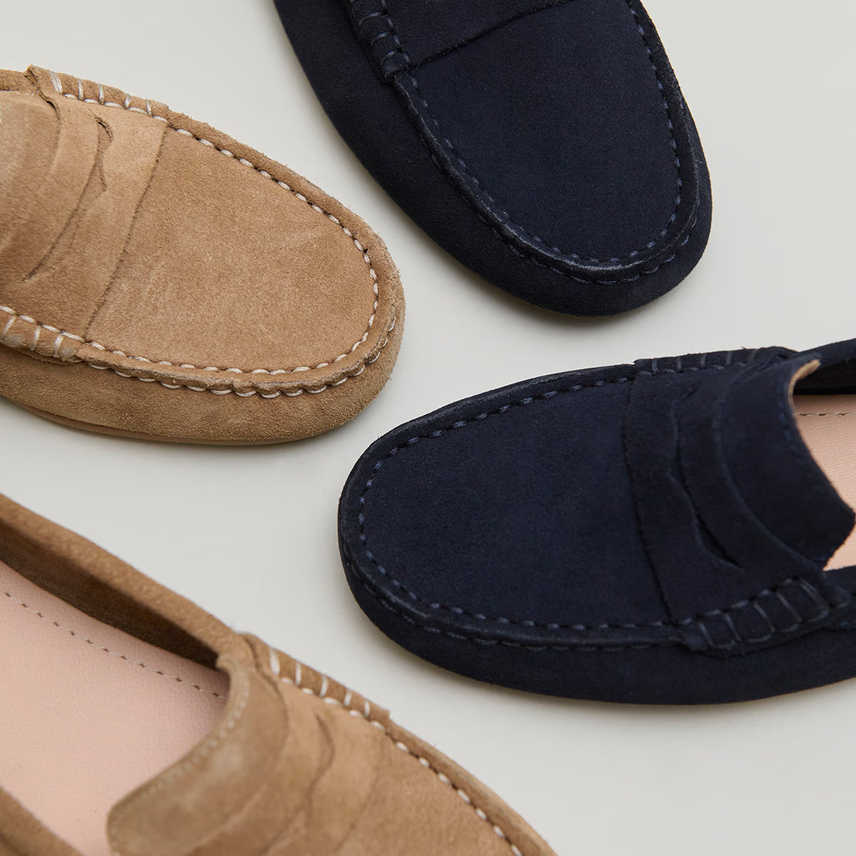 Mocassins à surpiqûres - en croute beige