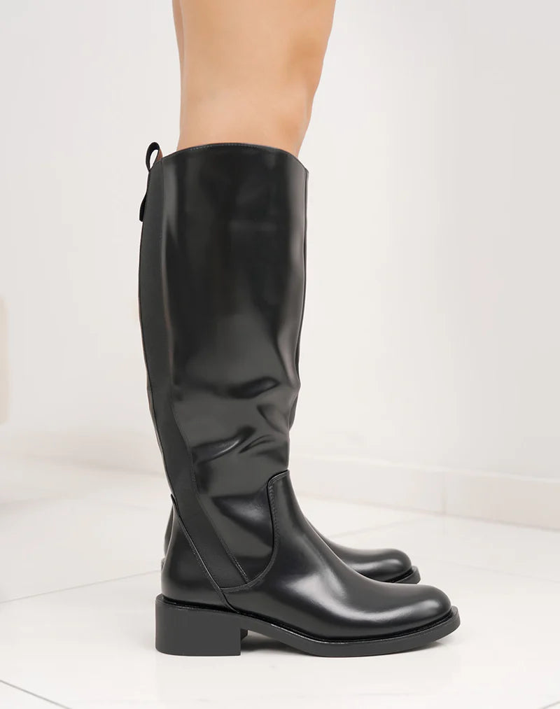 Bottes noires vernies plates