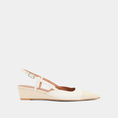 Ballerines compensées - en vernis et cuir écrus