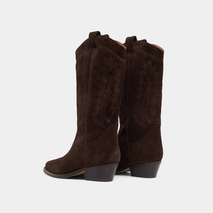 Bottes à bouts pointus et surpiqures apparentes - en croute marron foncé