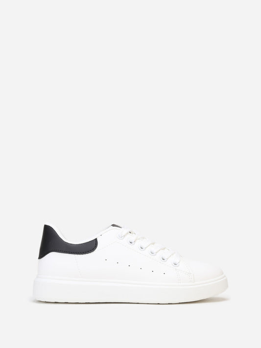 Baskets basiques - Blanc / Noir